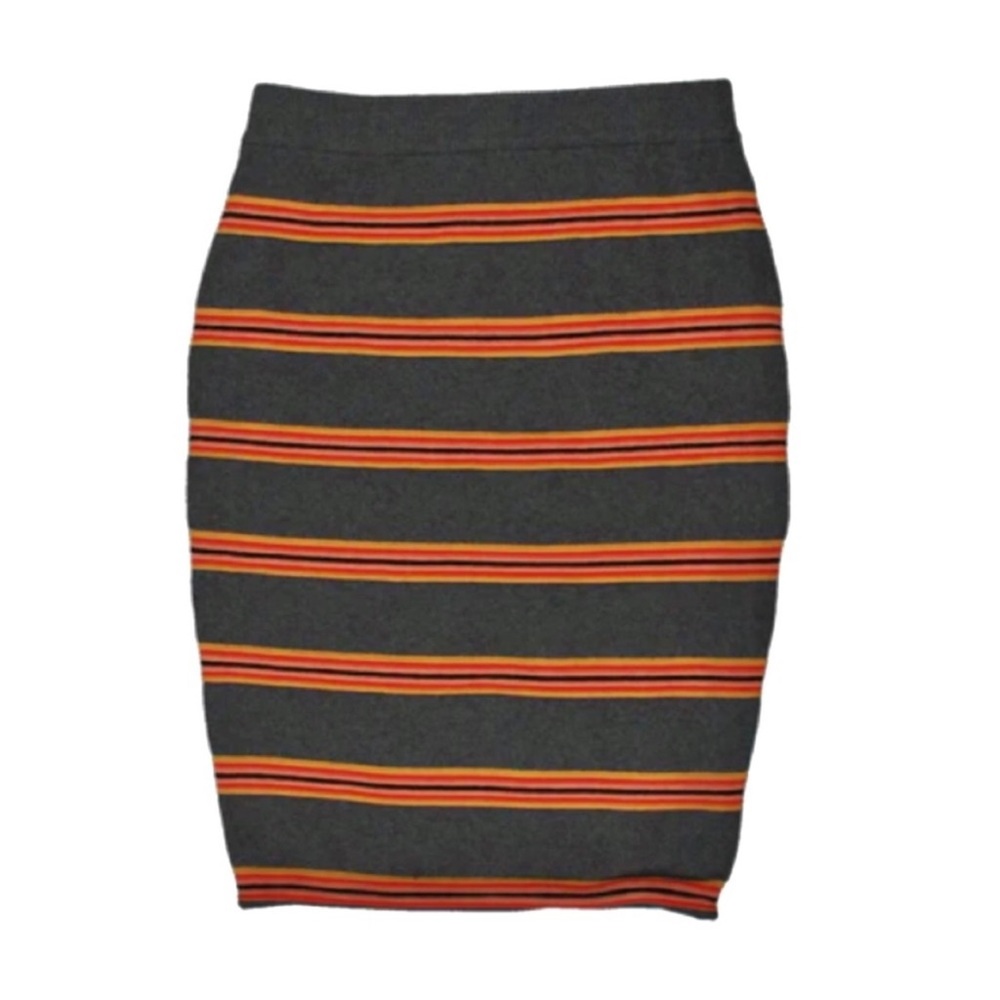 English Factory Womens Stripe Knee-Length Knit Sweater 
Pencil Skirt Size Medium